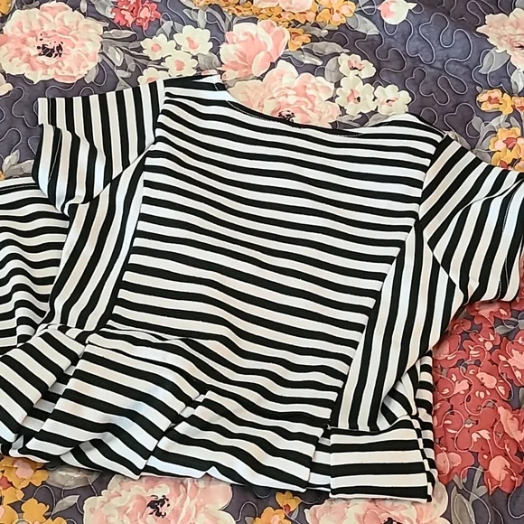 Black and white striped dress girls size 10-12 - Picture 6 of 7